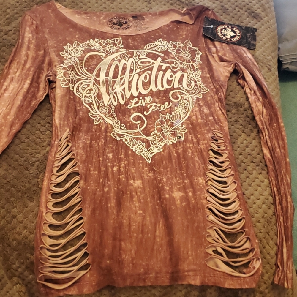 Affliction top